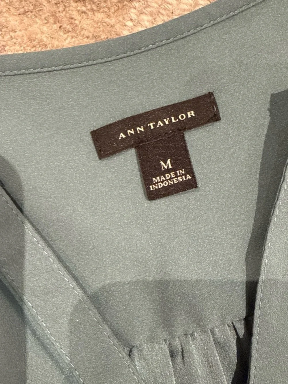 Ann Taylor Teal V-Neck Cap Sleeve Blouse